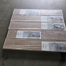 Load image into Gallery viewer, Astoria  - Rata 540 -  Laminate 7.98m2
